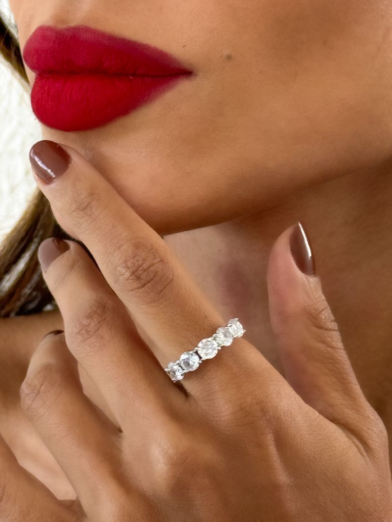 Anel Aparador 5 Pontas, Folheado a Ouro 18k, Prata 925 e Diamante Cristal