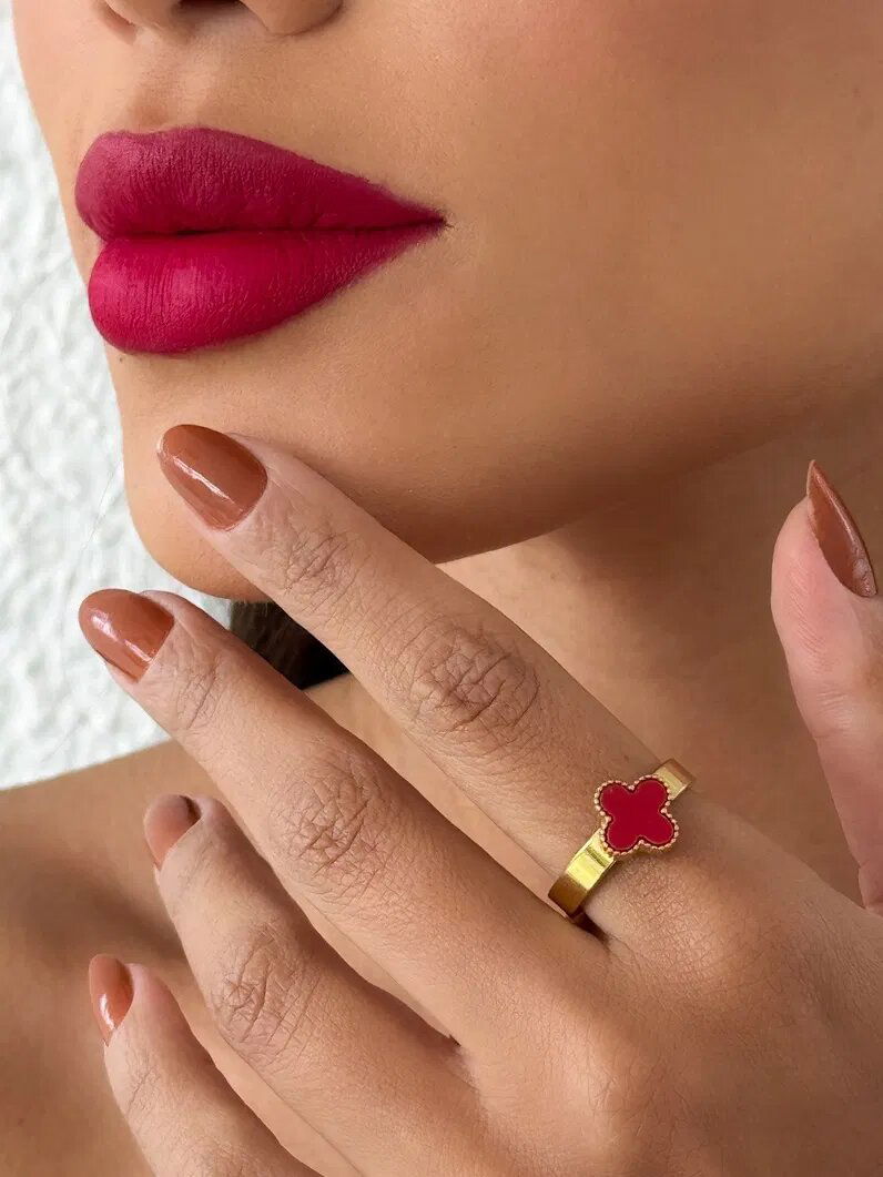 Anel de Aço Inoxidavel Folheado a Ouro 18K e Prata Inspiração Vg. Resinado
