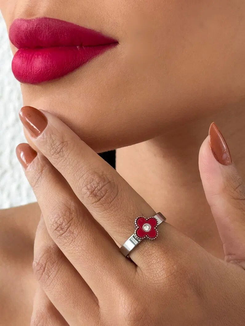 Anel de Aço Inoxidavel Folheado a Ouro 18K e Prata Inspiração Vg. Resinado e Ponto de Luz