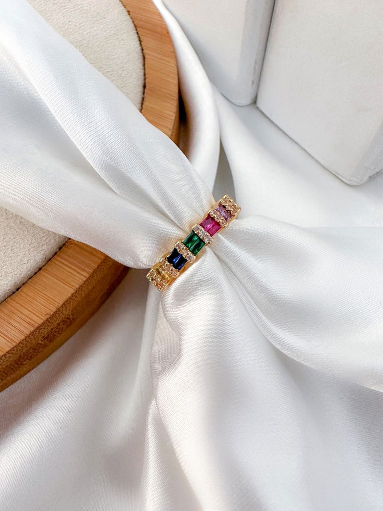 anel folheado a ouro 18k e prata 925 navetes com entremeios em micro zircônia