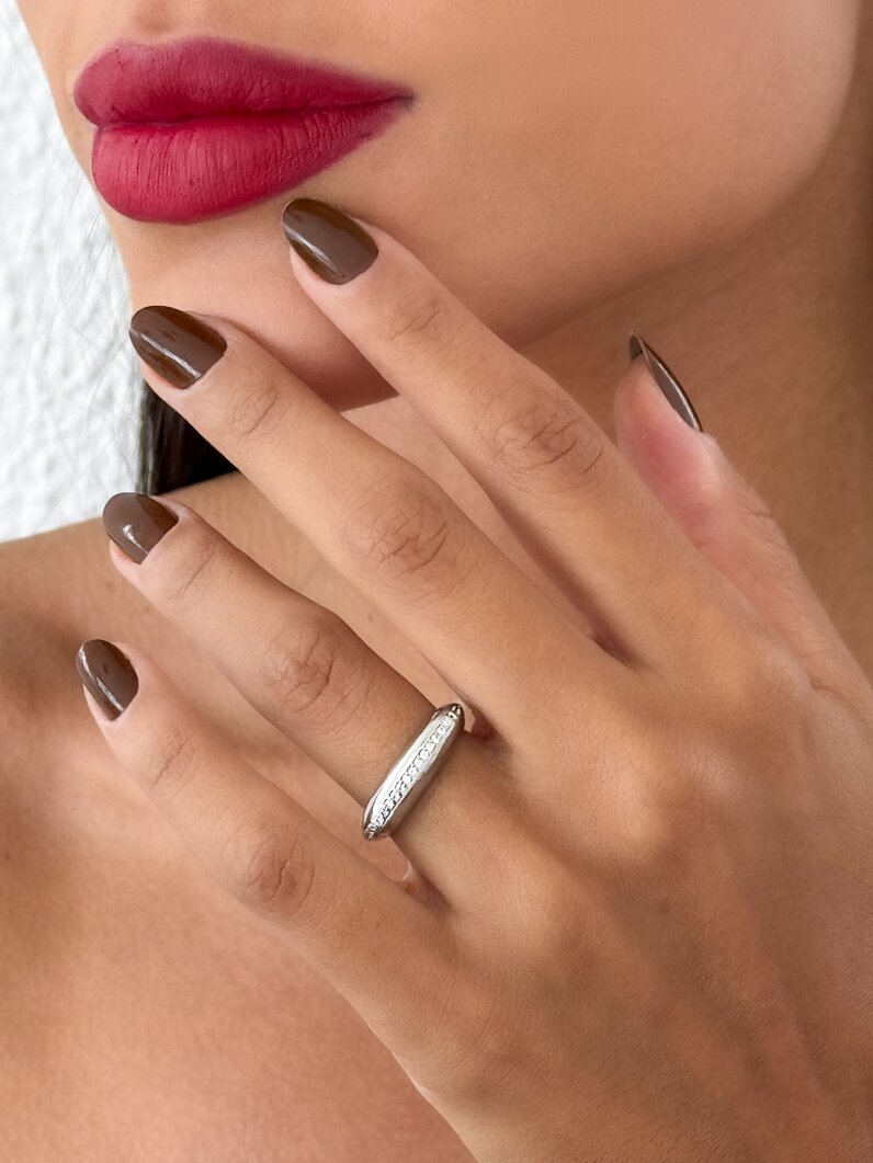 Anel Folheado a Ouro 18k e Prata Com Zircônia Oval