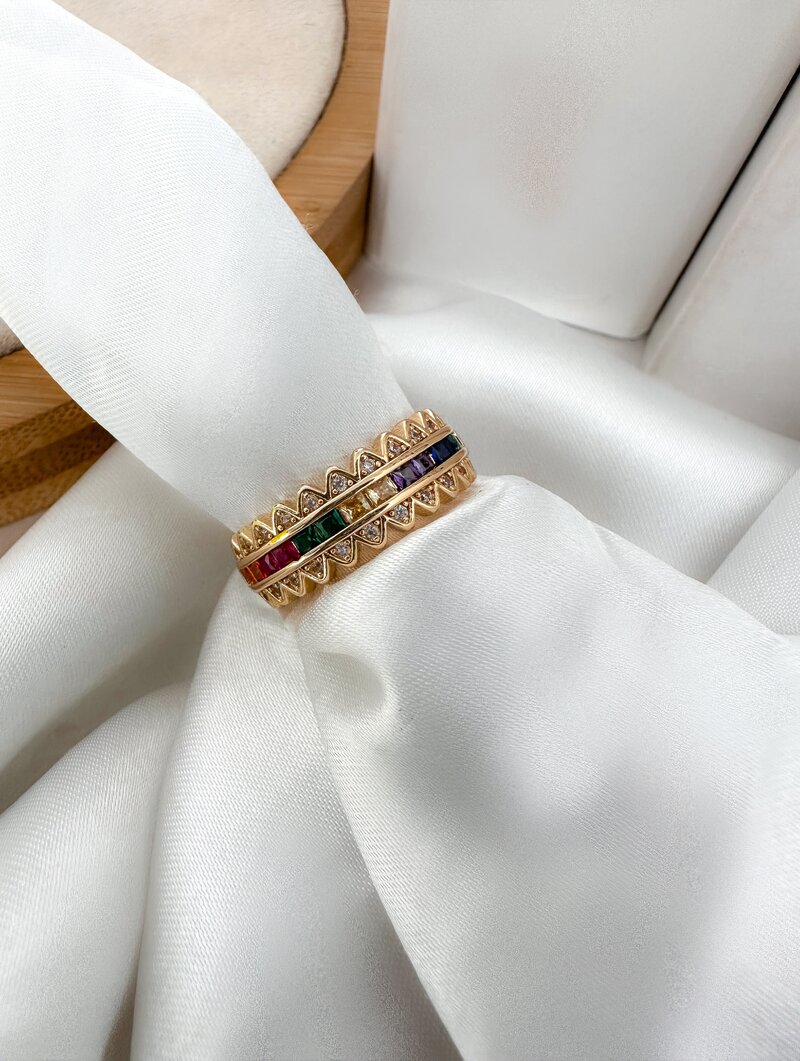 Anel Folheado a Ouro 18k e Prata Design Coroa