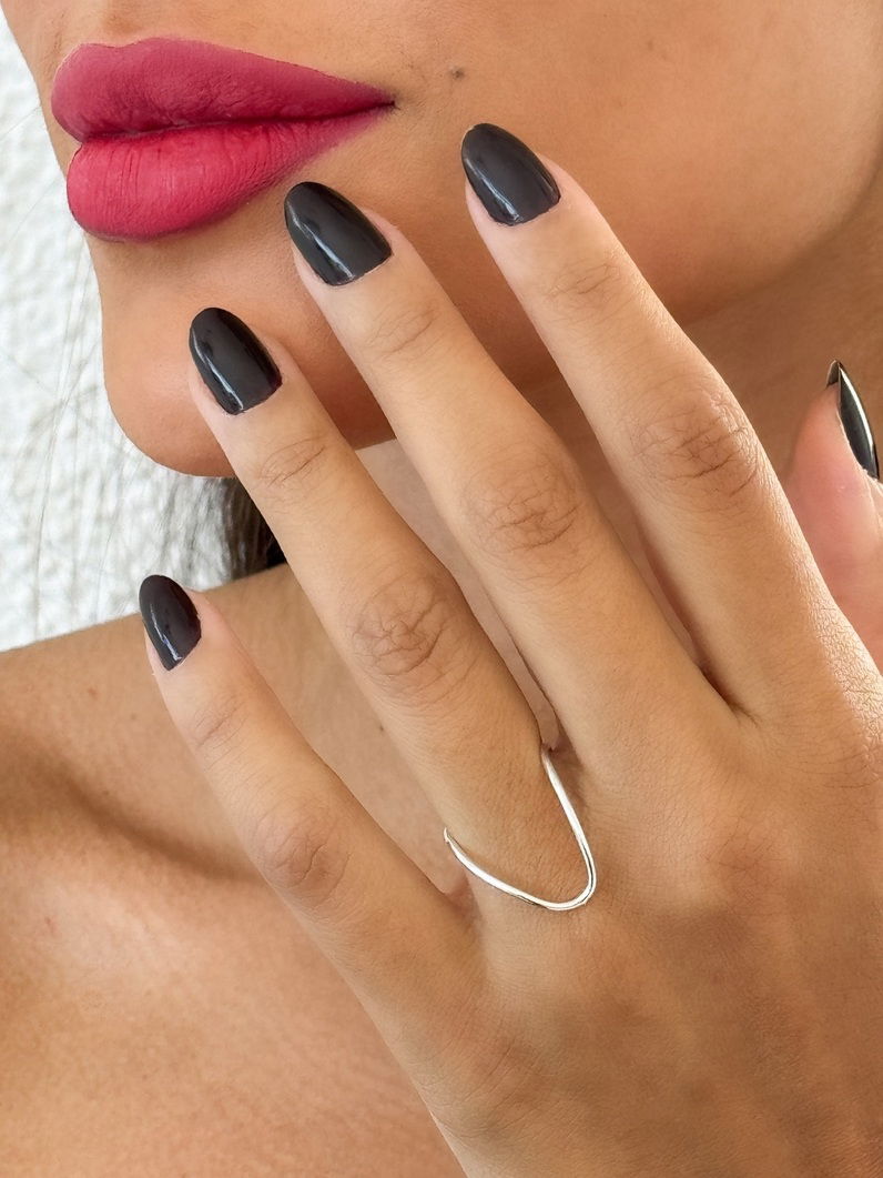 Anel Folheado a Ouro 18k e Prata Design Organico em V