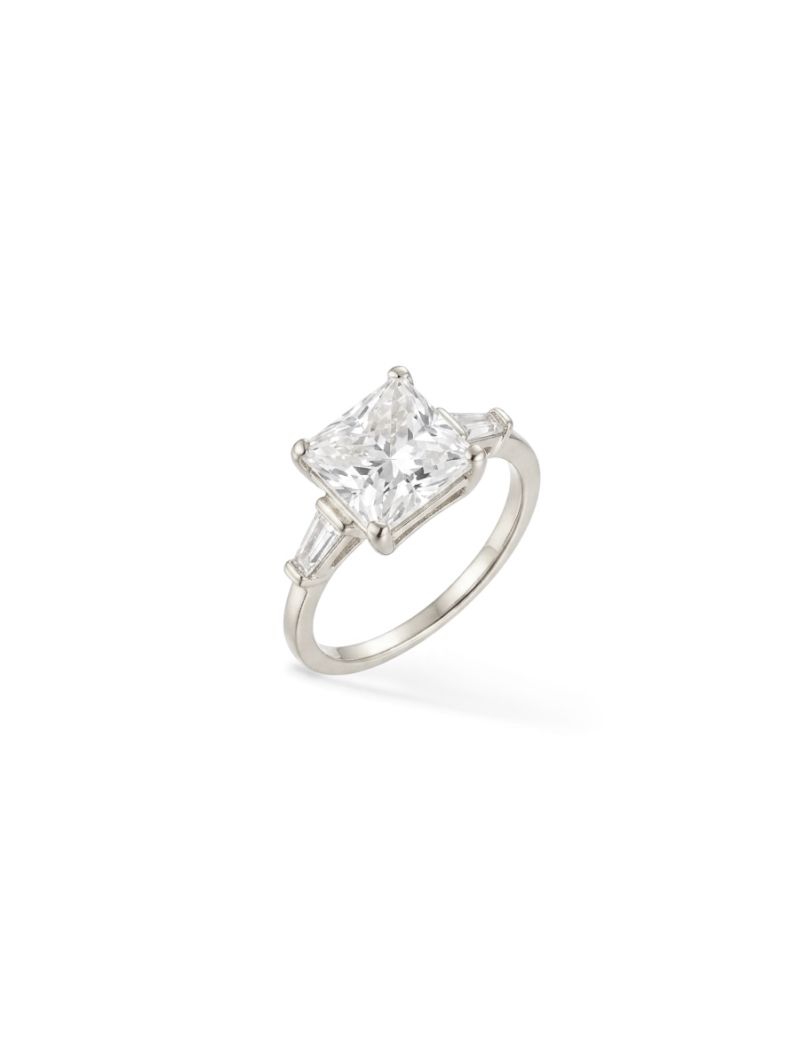 Anel Folheado a Ouro 18k e Prata Design Quadrado de Zirconia