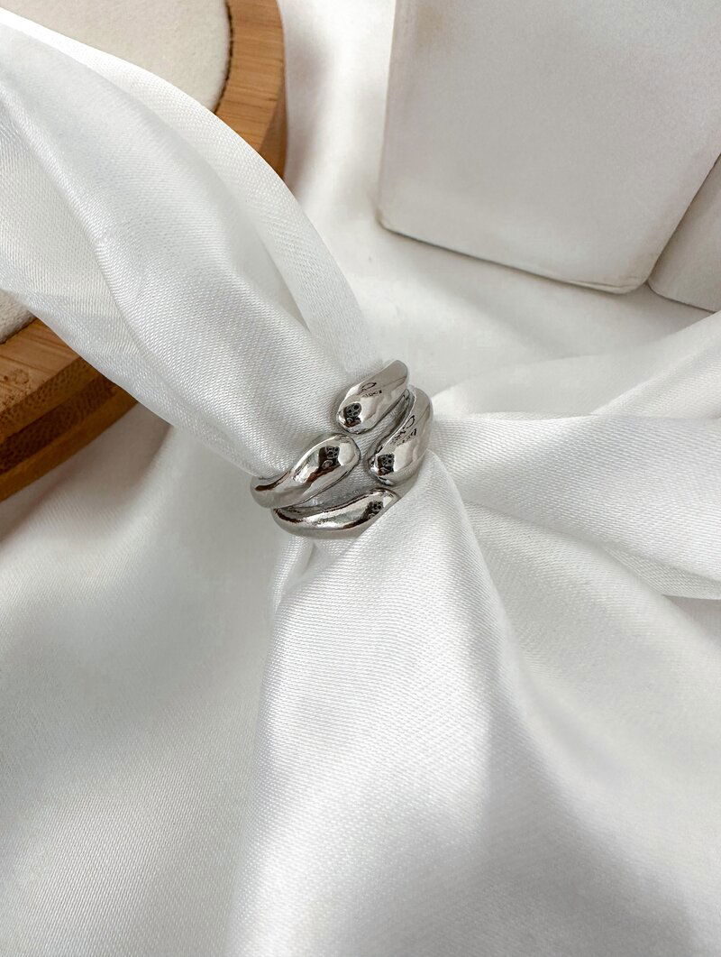 Anel Folheado a Ouro 18k e Prata Dois Fios Sobrepostos