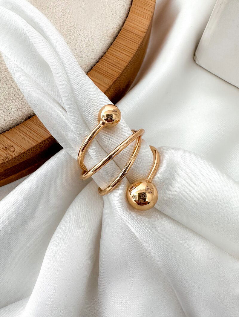 Anel Folheado a Ouro 18k e Prata Fios Entrelaçados com Esferas