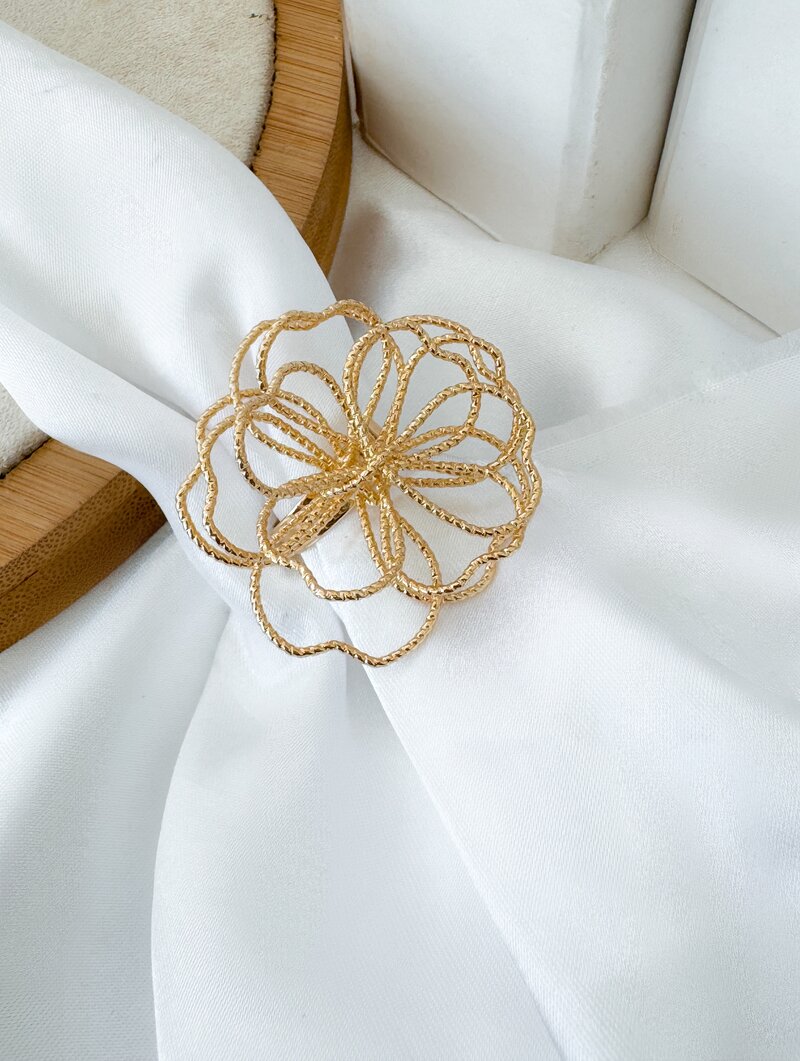 Anel Folheado a Ouro 18k e Prata Flor Orgânica