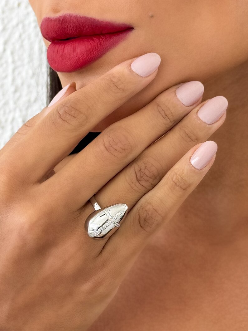 Anel Folheado a Ouro 18k e Prata Gota Com Zircônia