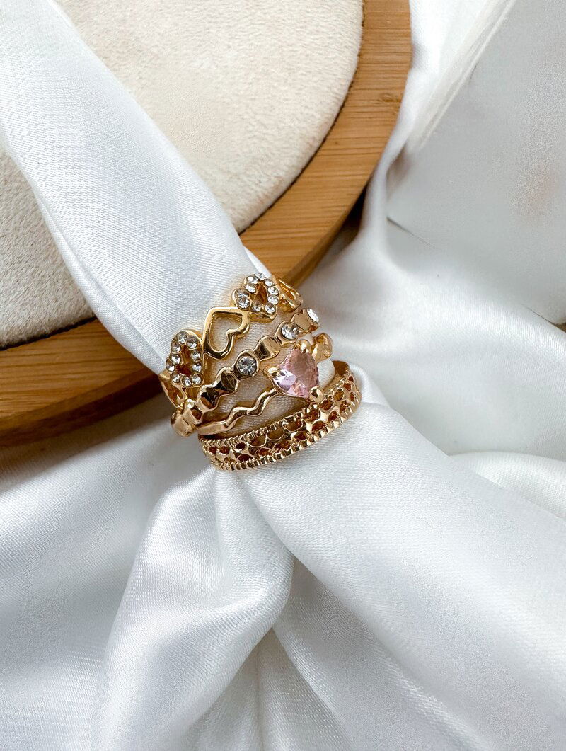 Anel Folheado a Ouro 18k e Prata Inspiração Joalheria Luxo
