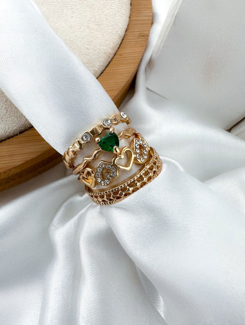 Anel Folheado a Ouro 18k e Prata Inspiração Joalheria Luxo