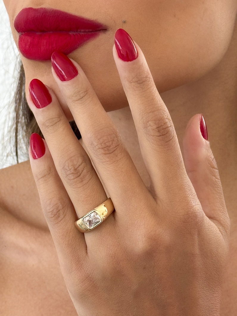 Anel Folheado a Ouro 18k e Prata Liso Com Cristal