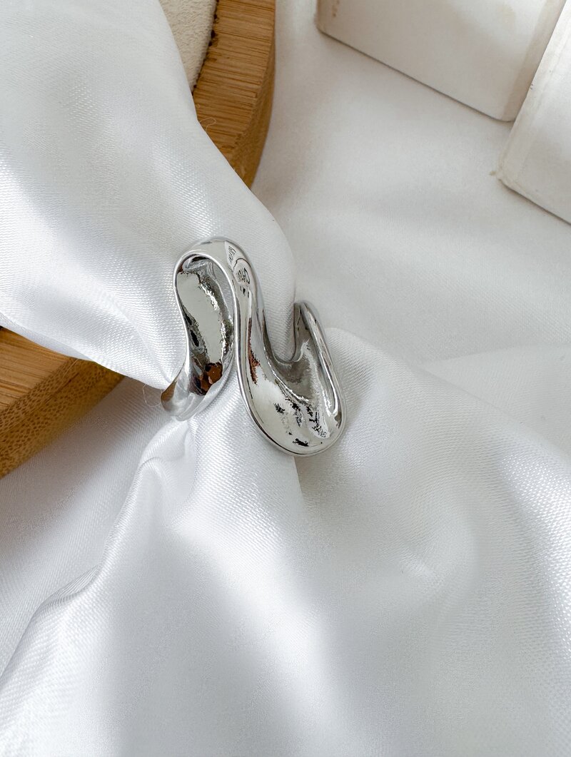 Anel Folheado a Ouro 18k e Prata Orgânico Liso