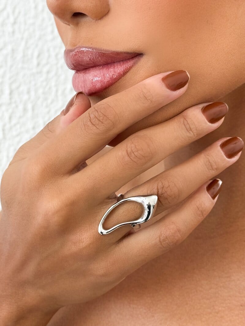 Anel Folheado a Ouro 18k e Prata Oval Orgânico