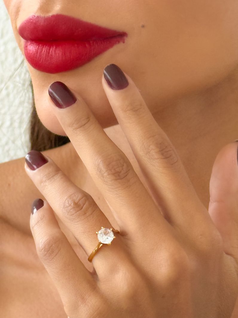 Anel Folheado a Ouro 18k e Prata Pedra de Zircônia 6mm