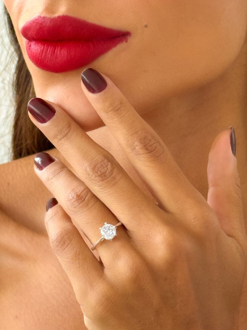 Anel Folheado a Ouro 18k e Prata Pedra de Zircônia 6mm