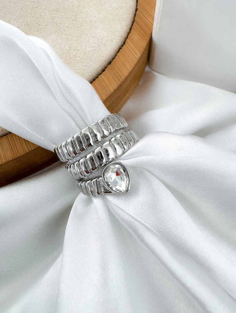 Anel Folheado a Ouro 18k e Prata Três Fios com Pedra de Zircônia