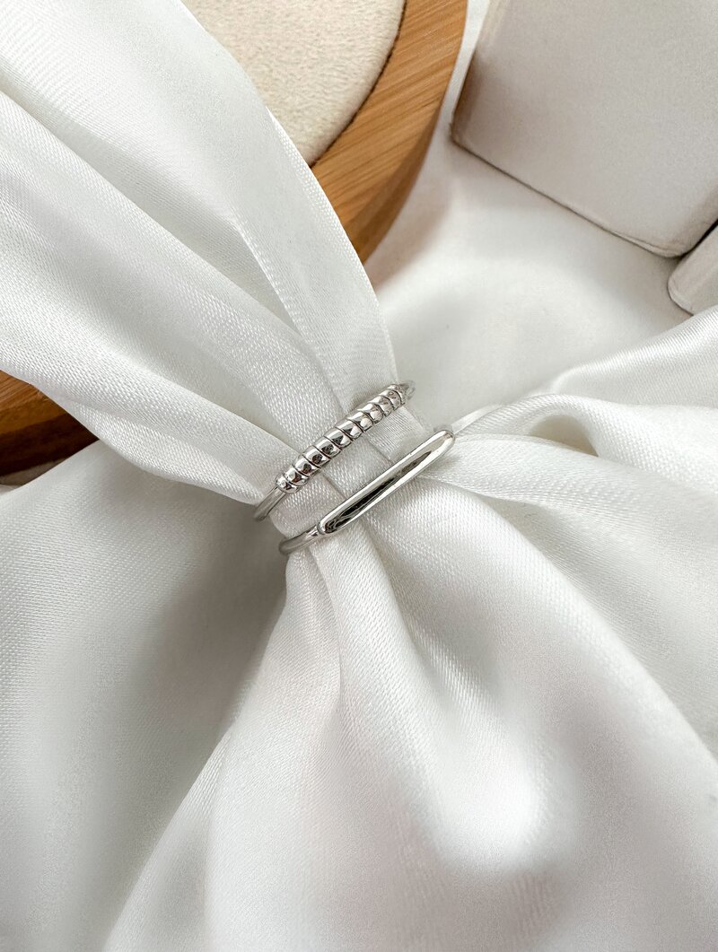 Anel Folheado a Ouro 18k e Prata Vazado