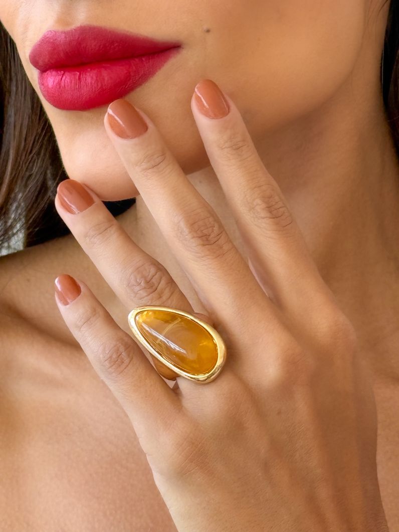 Anel Folheado a Ouro 18k Gota Resinada