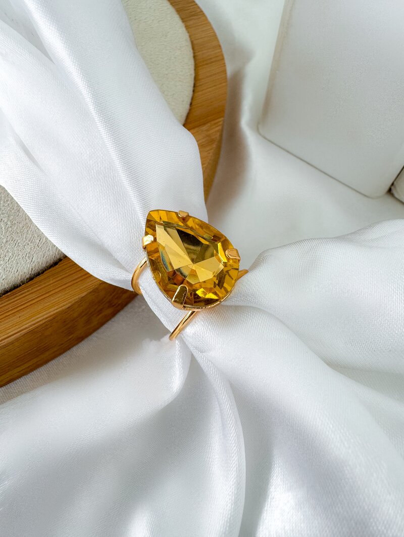 Anel Folheado a Ouro 18k Regulável com Gota de Zircônia