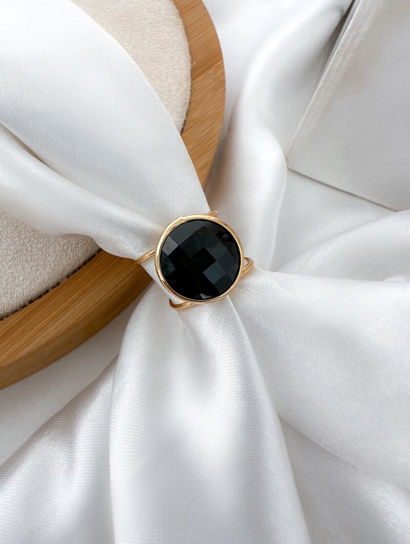 Anel Folheado a Ouro 18k Regulável com Pedra Central