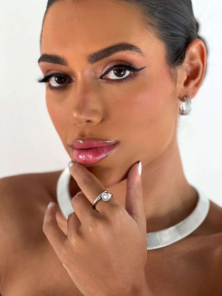 Anel Semi Joia Prego com zirconia