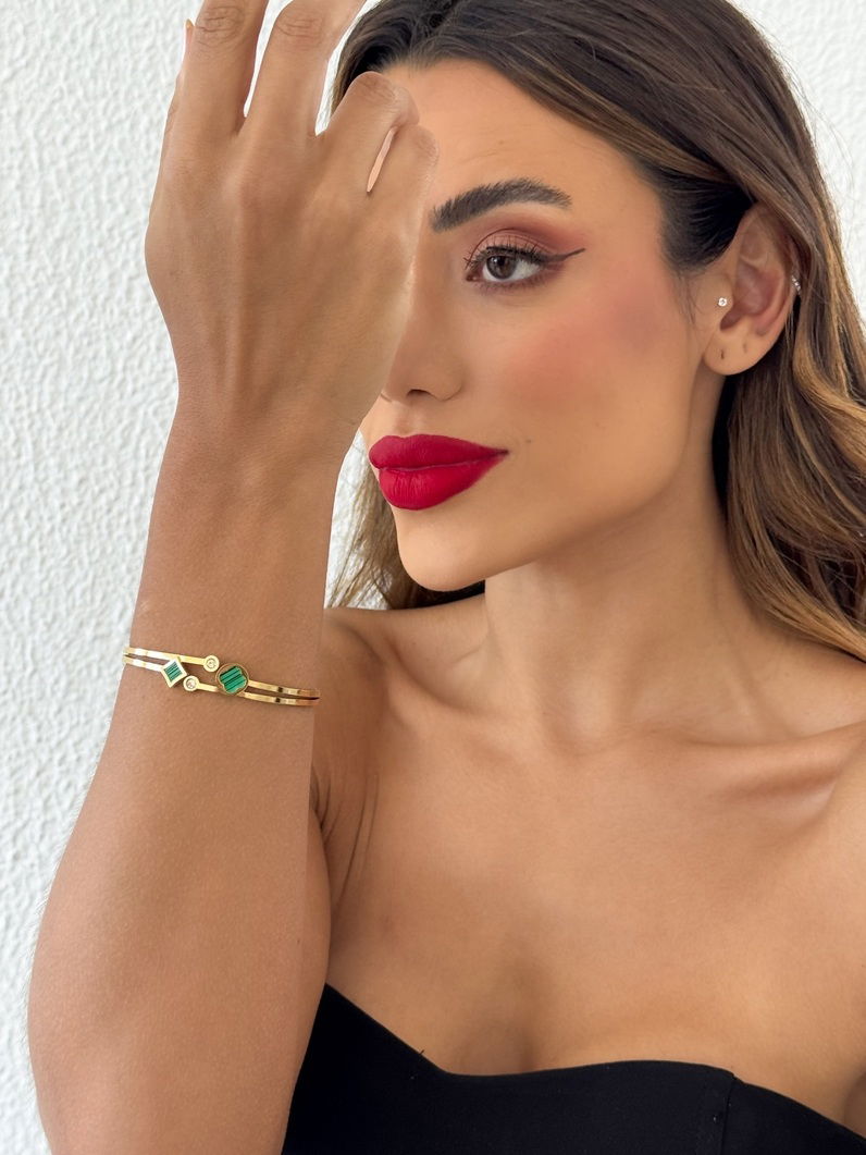 Bracelete Aço inoxidável Folheado a Ouro 18k Inspiração Vg. Com Zircônia