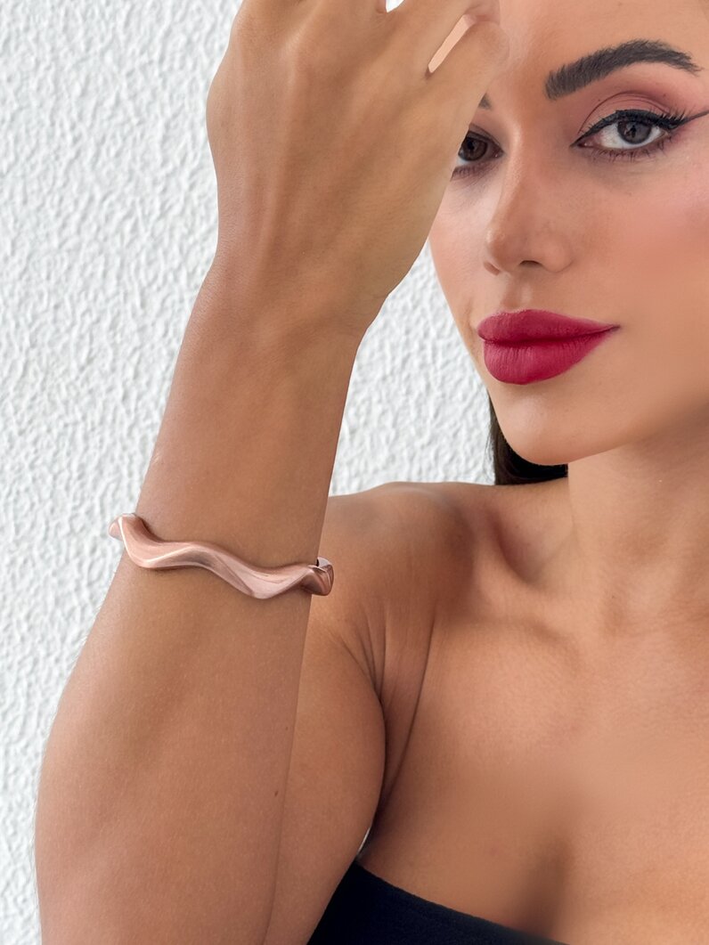 Bracelete Folheado a Ouro 18k, Prata e Rose Ondulado Jateado