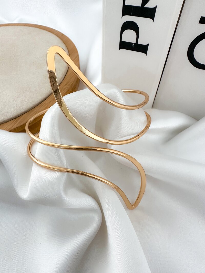 Bracelete Folheado a Ouro 18K e a Prata Regulável Design Moderno