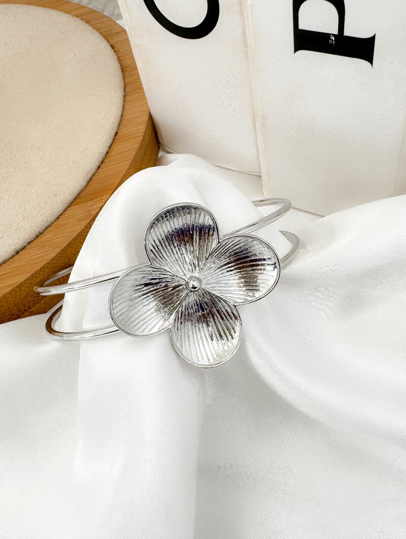 Bracelete Folheado a Ouro 18k e Prata Aro Dois Fios com Flor