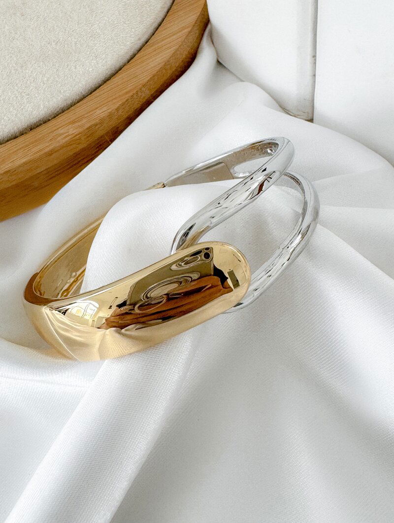 Bracelete Folheado a Ouro 18k e Prata Aro Liso com Detalhe Vazado