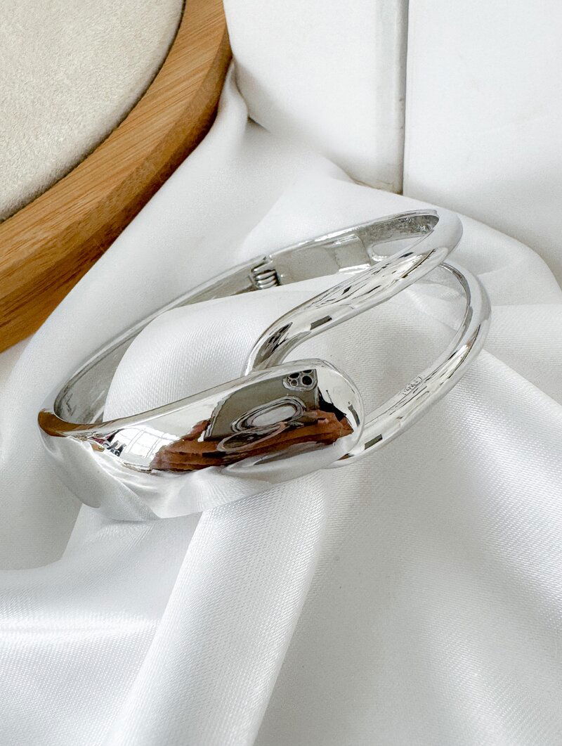Bracelete Folheado a Ouro 18k e Prata Aro Liso com Detalhe Vazado