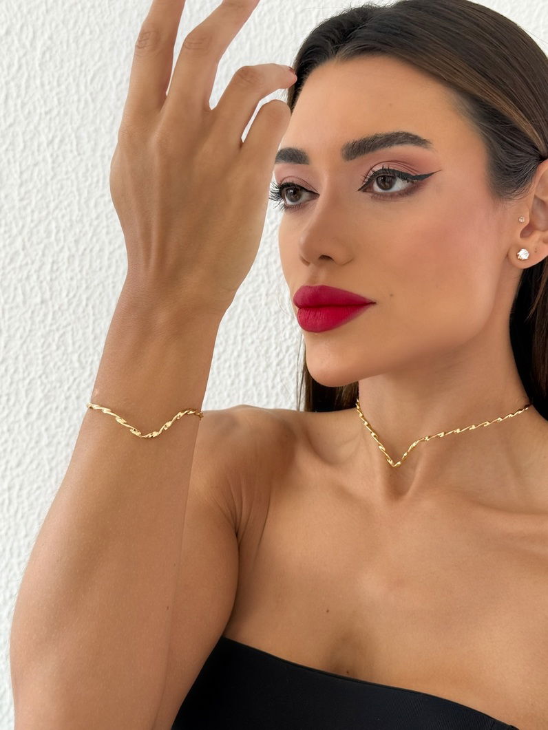Bracelete Folheado a Ouro 18k e Prata Aro V Torcido
