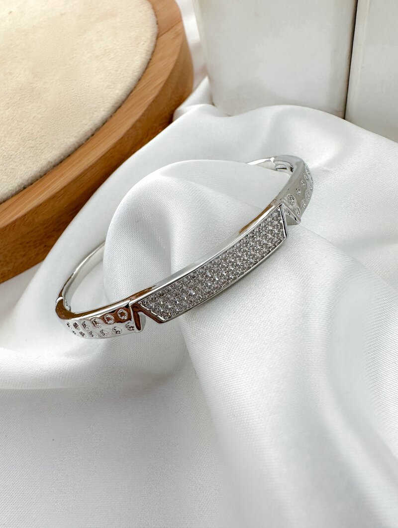 Bracelete Folheado a Ouro 18k e Prata Central Cravejado de Micro Zircônias