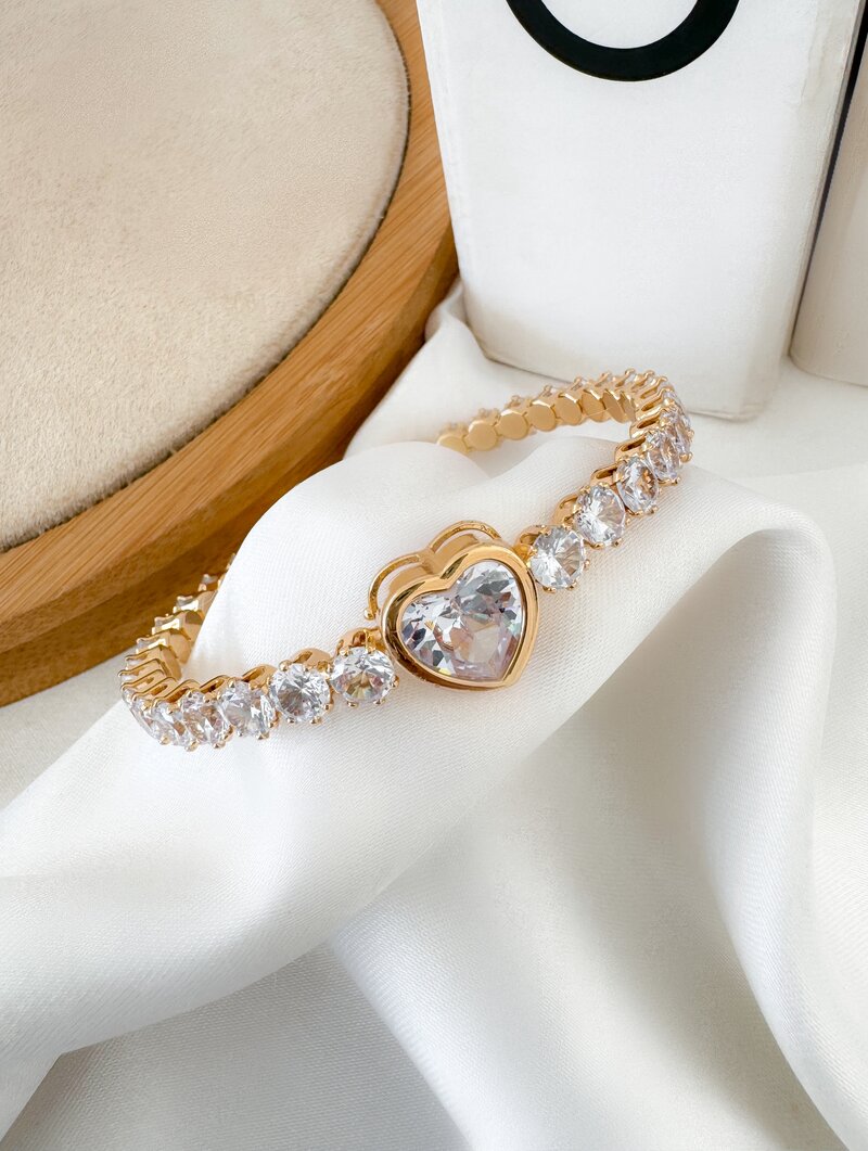 Bracelete Folheado a Ouro 18k e Prata Circulos de Zircônia com Coração