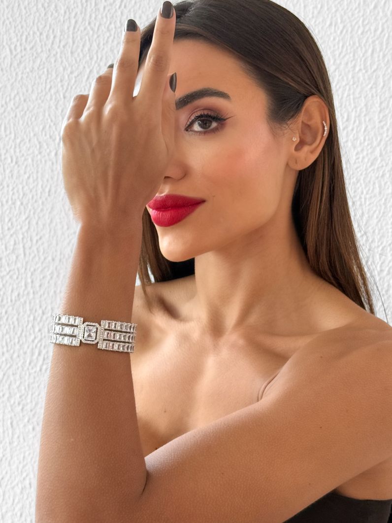 Bracelete Folheado a Ouro 18k e Prata Design Cravejado Moderno