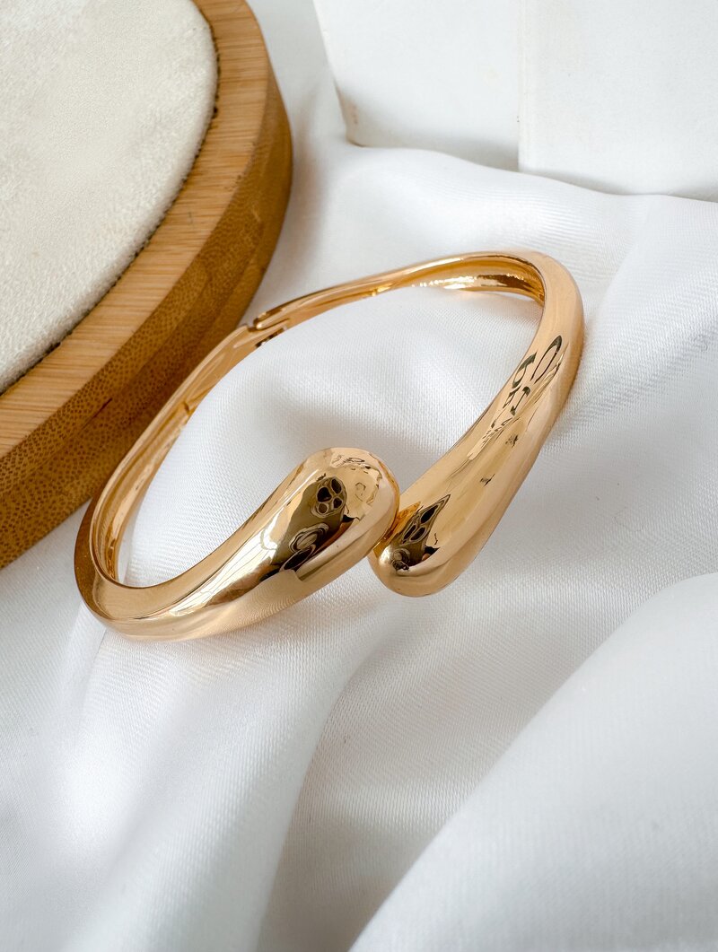 Bracelete Folheado a Ouro 18k e Prata Design Gota Lisa