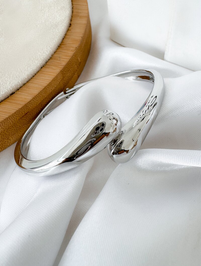 Bracelete Folheado a Ouro 18k e Prata Design Gota Lisa