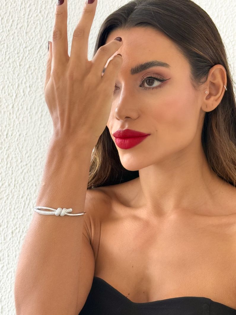 Bracelete Folheado a Ouro 18k e Prata Design Nó Cravejado