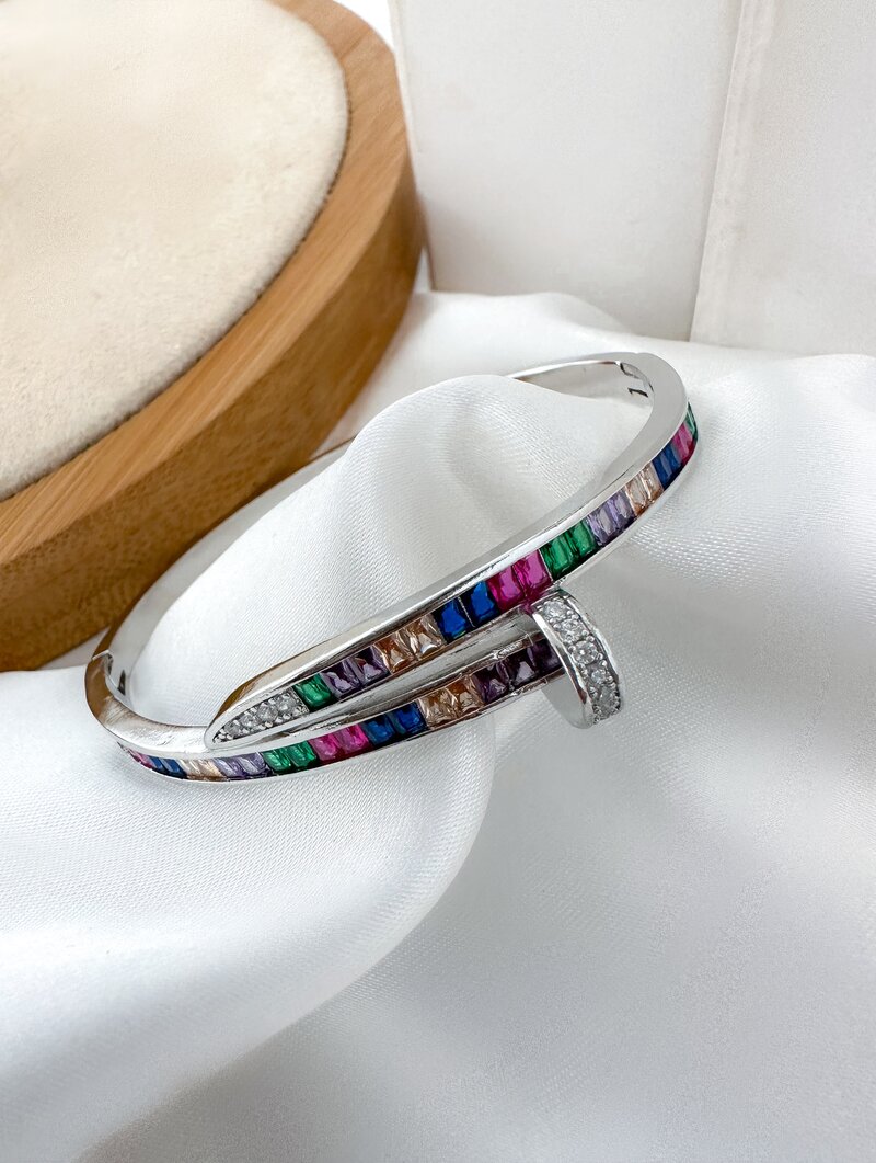 Bracelete Folheado a Ouro 18k e Prata Design Prego com Navetes em Zircônia