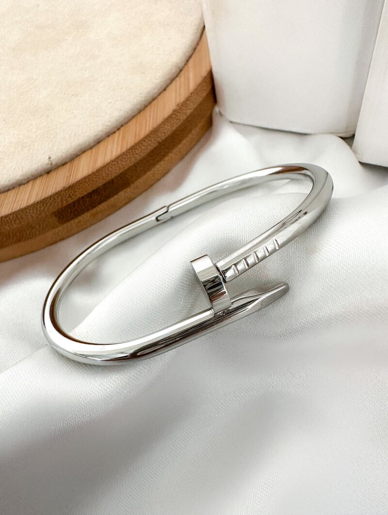 Bracelete Folheado a Ouro 18k e Prata Design Prego Liso