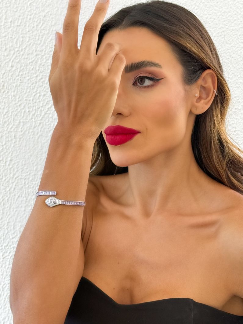 Bracelete Folheado a Ouro 18k e Prata Design Serpente Com Navetes Cravejada