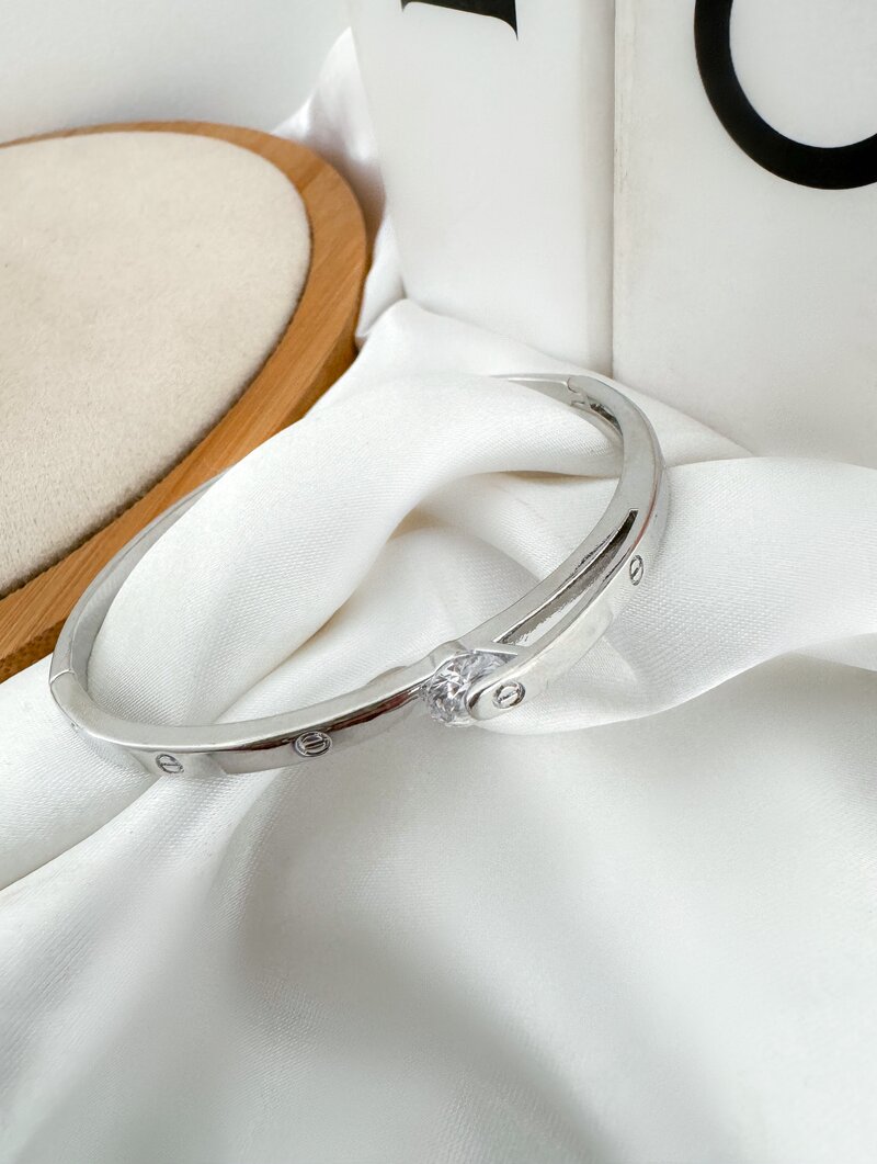 Bracelete Folheado a Ouro 18k e Prata Fio Sobreposto com Zircônia (Inspiração)