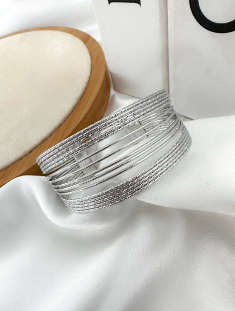 BRACELETE FOLHEADO A OURO 18K E PRATA FIOS VAZADOS