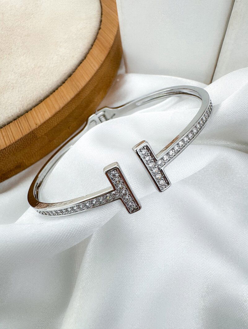 Bracelete Folheado a Ouro 18k e Prata Inspiração Joalheria Cravejado com Micro Zircônias