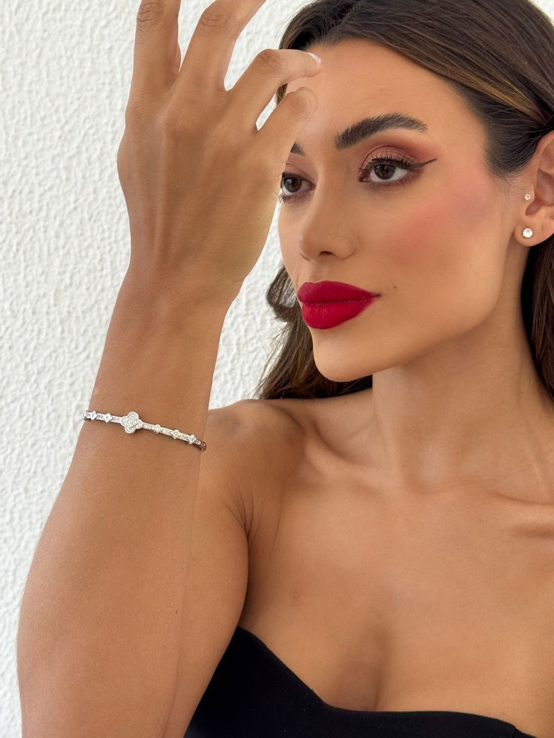 Bracelete Folheado a Ouro 18k e Prata Inspiração Vg Cravejado