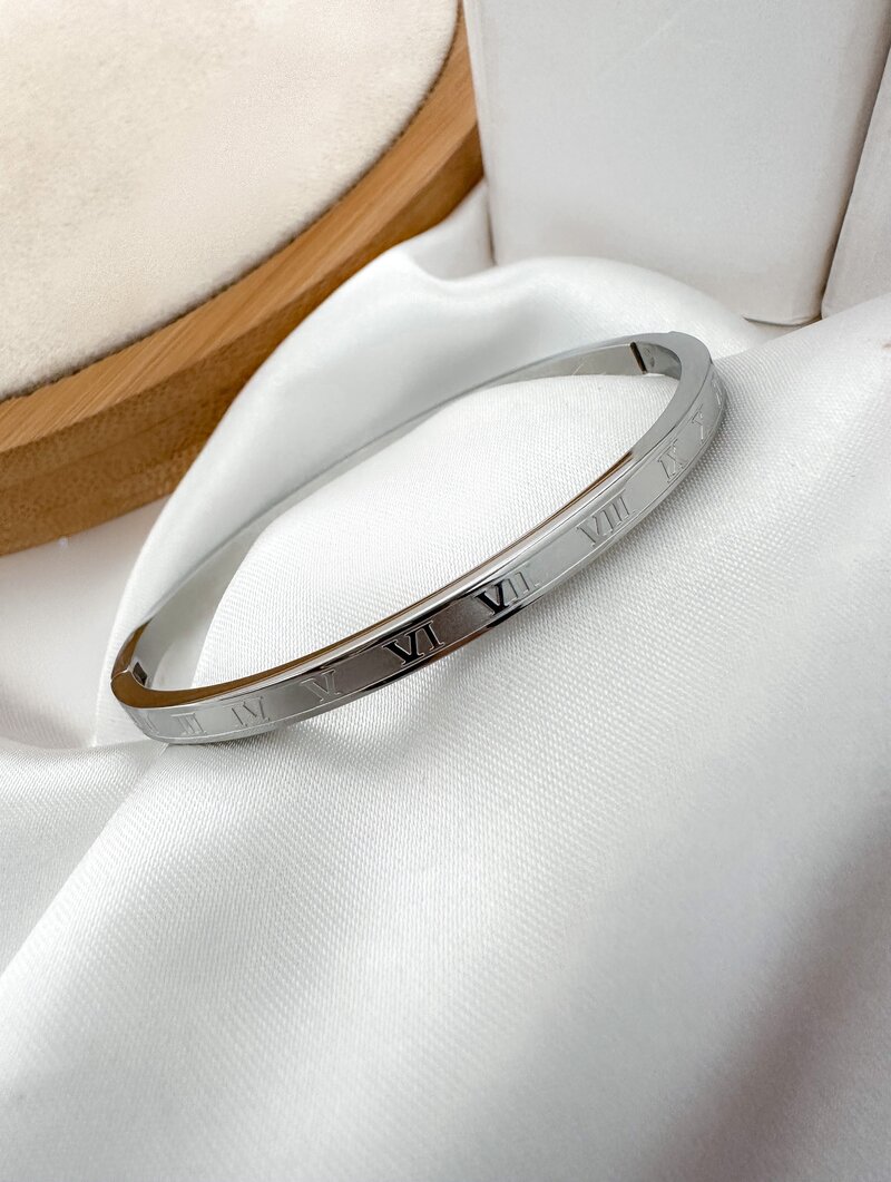 Bracelete Folheado a Ouro 18k e Prata Liso com Números Romanos