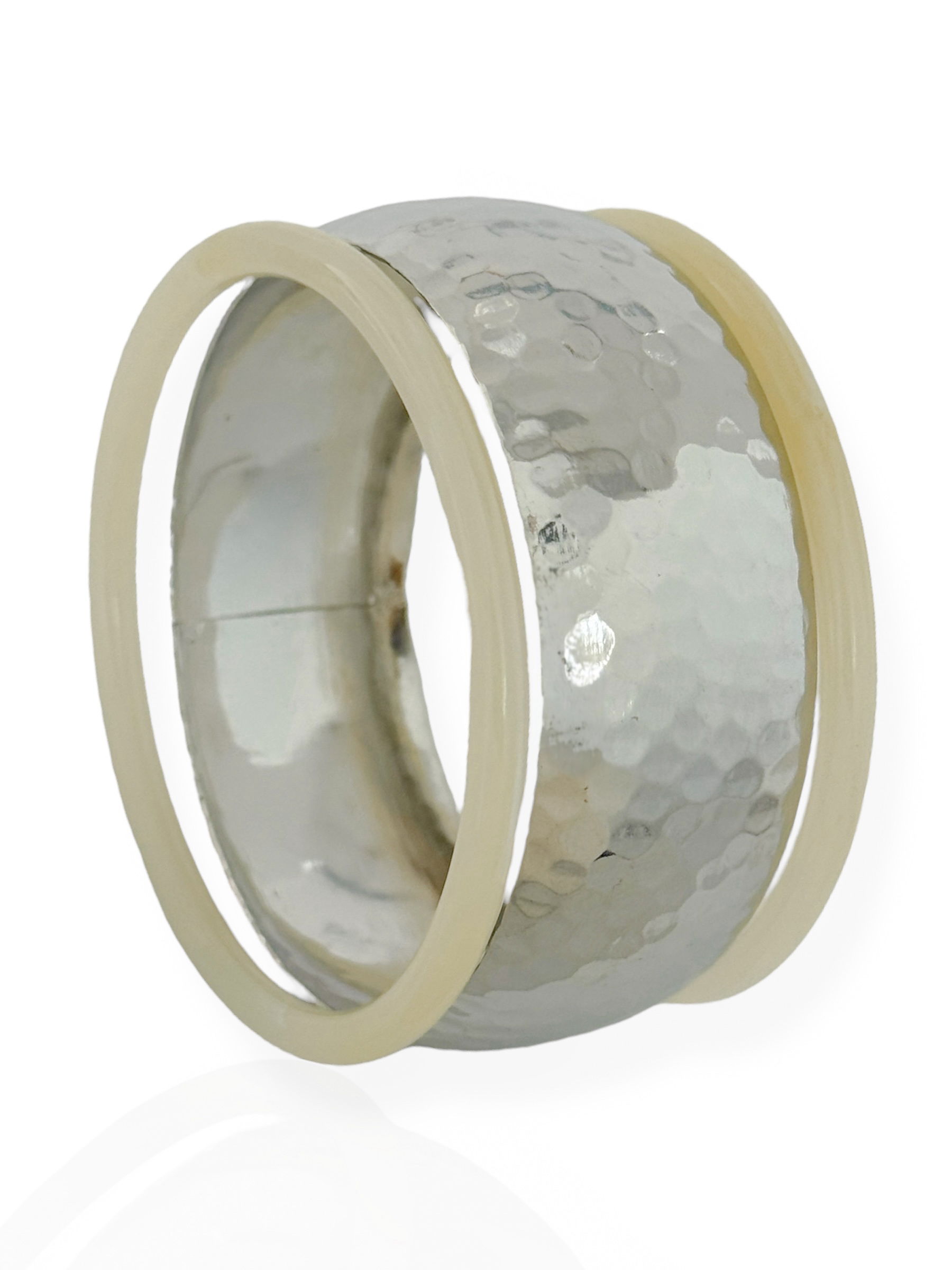 Bracelete Folheado a Ouro 18k e Prata Martelado e Aro Resinado