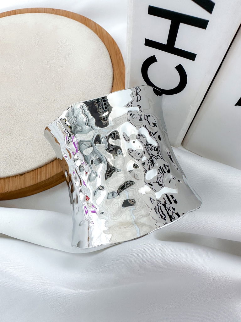 Bracelete folheado a ouro 18k e prata maxi blogger martelado