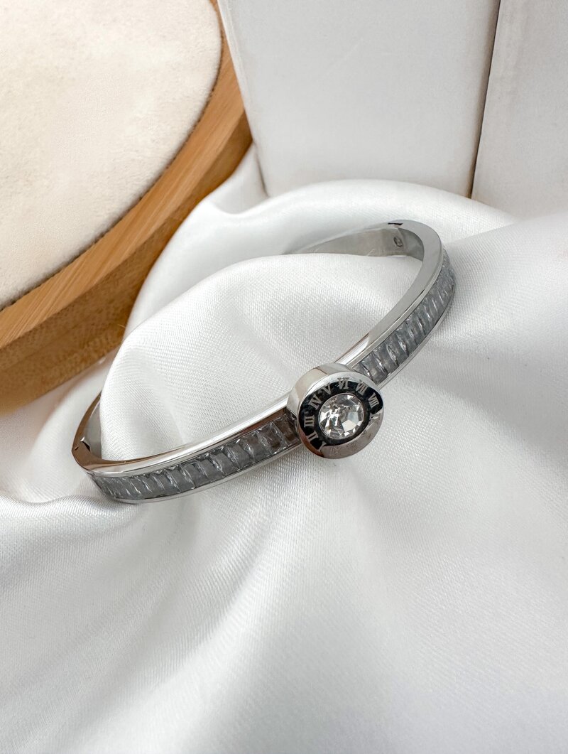 Bracelete Folheado a Ouro 18k e Prata Navetes de Zircônias com Circulo Central