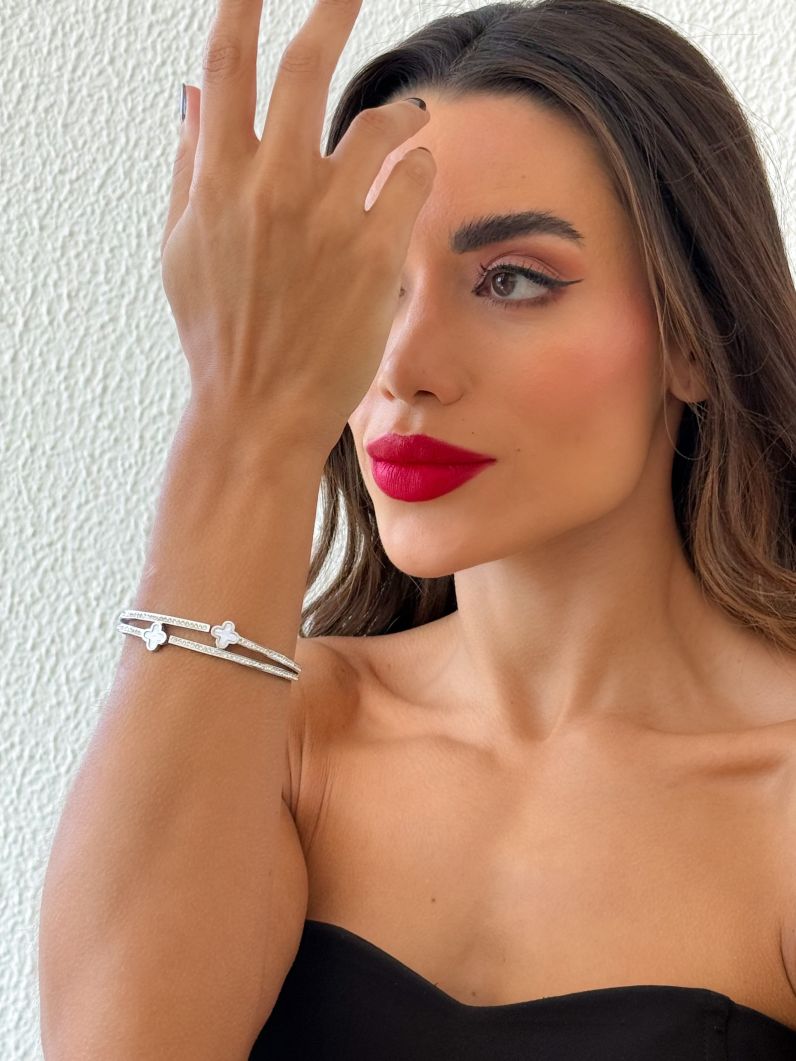 Bracelete Folheado a Ouro 18k e Prata Zircônias Com Inspiração Vg.